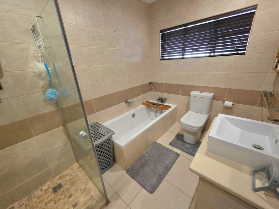 4 Bedroom Property for Sale in Panorama Free State